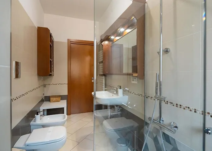 Noi 2 Nel Cilento אגרופולי